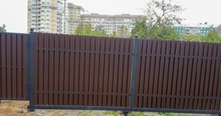 Купить распашные ворота из штакетника Реутов, цена от 2774 руб.